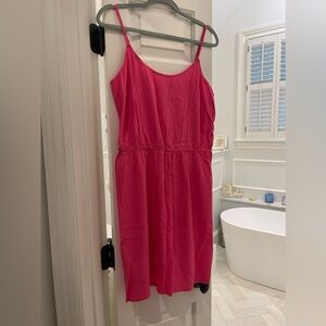 Fun summer dress, easy to wear and care for! elastic waist and adjustable straps